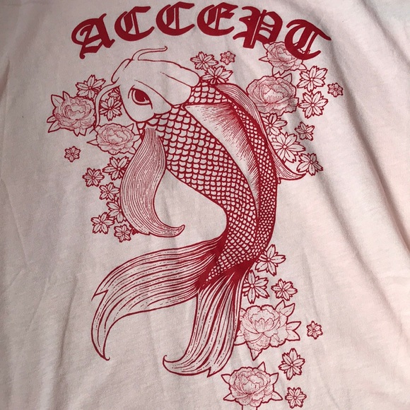 Crop top - Picture 2 of 3